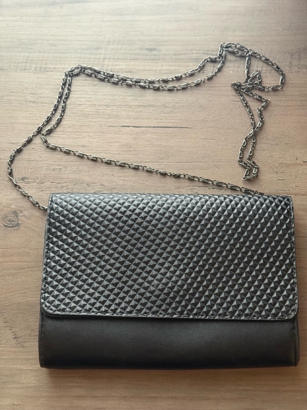 Neiman Marcus Black Quilted-Textured Leather Chain Crossbody